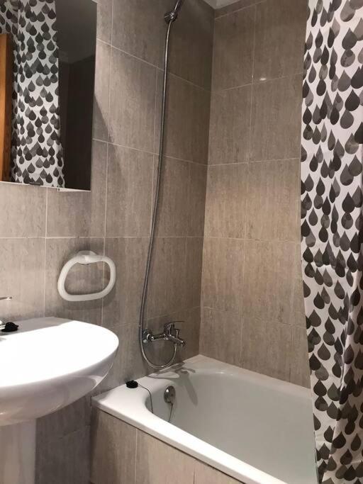 Lovely One Bedroom Unit With Balcony And Pool 德尼亚 外观 照片